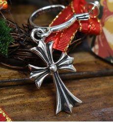 chrome hearts クロムハーツ タイニーCHクロス フープイヤリング