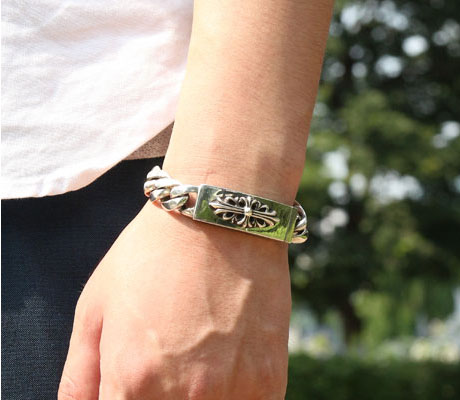  chrome hearts クロムハーツ SUMMER特集 フローラルクロスIDブレスレットクラシックチェーン