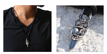 chrome hearts クロムハーツ 2022 旅行に身に着けたいクロムハーツアイテム特集 ダガーハートペンダント