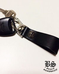 chrome heartsクロムハーツ コーディネート上野様 クロムハーツ ChromeHearts Dキーリング クロス ボタン ブラック レザー